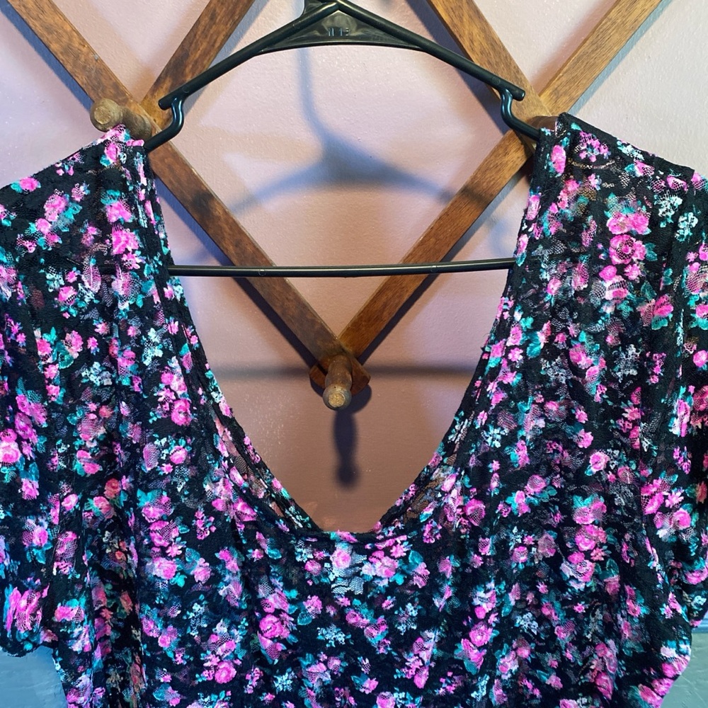 Torrid Lace Babydoll High Low Blouse - Picture 9 of 9